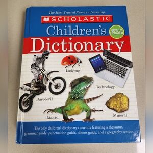 Scholastic Children's Dictionary **NEW